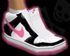 (e) Pink / blk Dunks